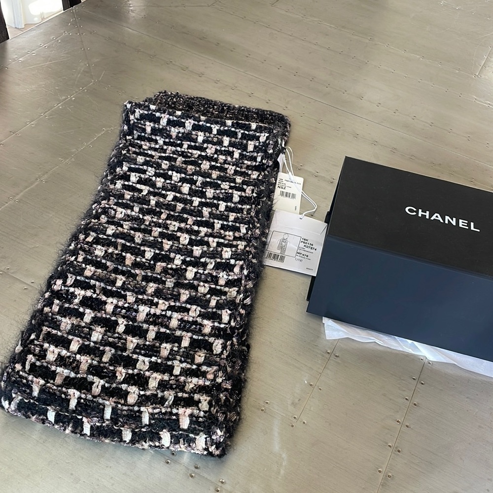 Chanel mohair scarf black pink metallic shawl wrap tweed classic winter